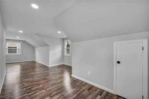 23928 Knickerbocker Road Bay Village OH 44140