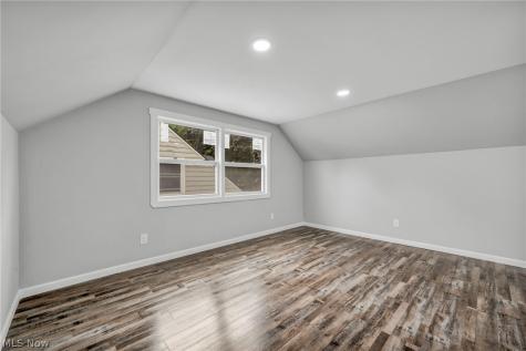 23928 Knickerbocker Road Bay Village OH 44140