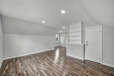 23928 Knickerbocker Road Bay Village OH 44140