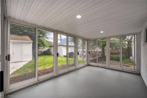23928 Knickerbocker Road Bay Village OH 44140