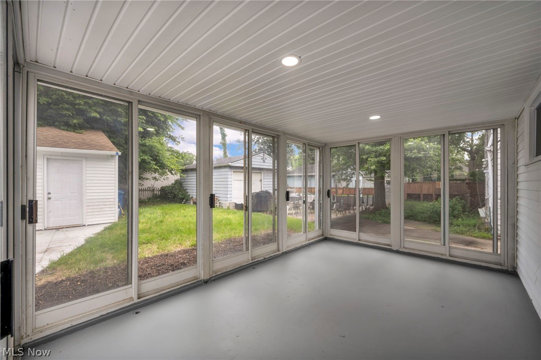 23928 Knickerbocker Road Bay Village OH 44140