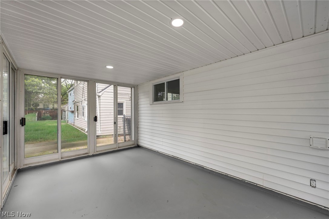 23928 Knickerbocker Road Bay Village OH 44140