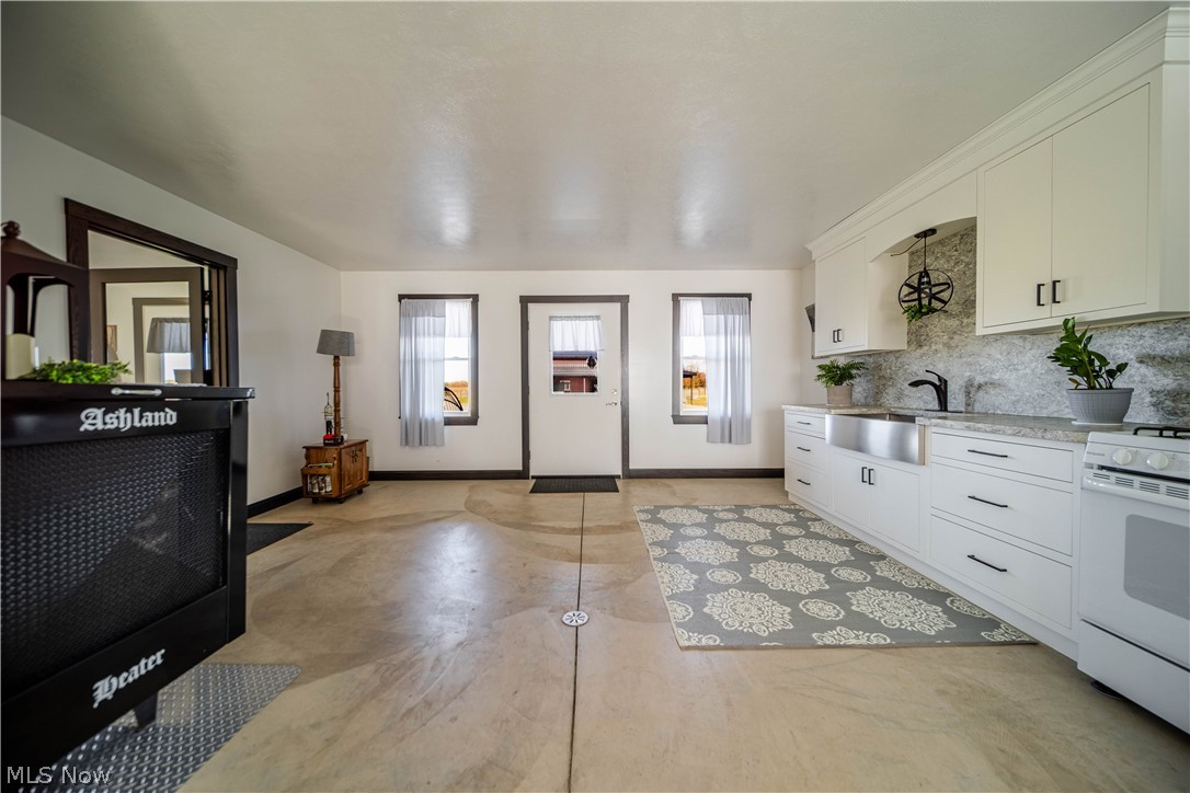 4446 Lenox Road Jefferson OH 44047