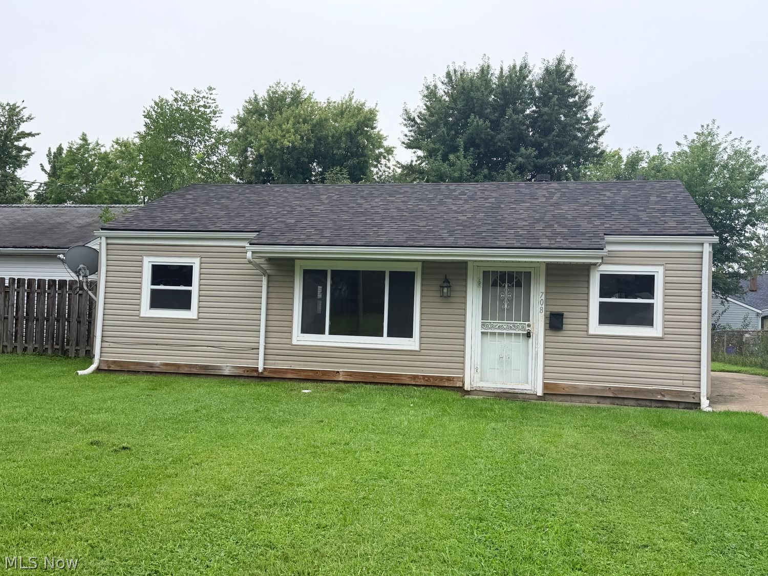 708 Dakota Avenue Lorain OH 44052