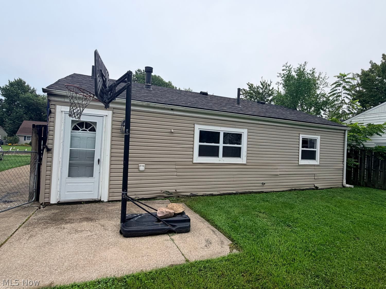 708 Dakota Avenue Lorain OH 44052