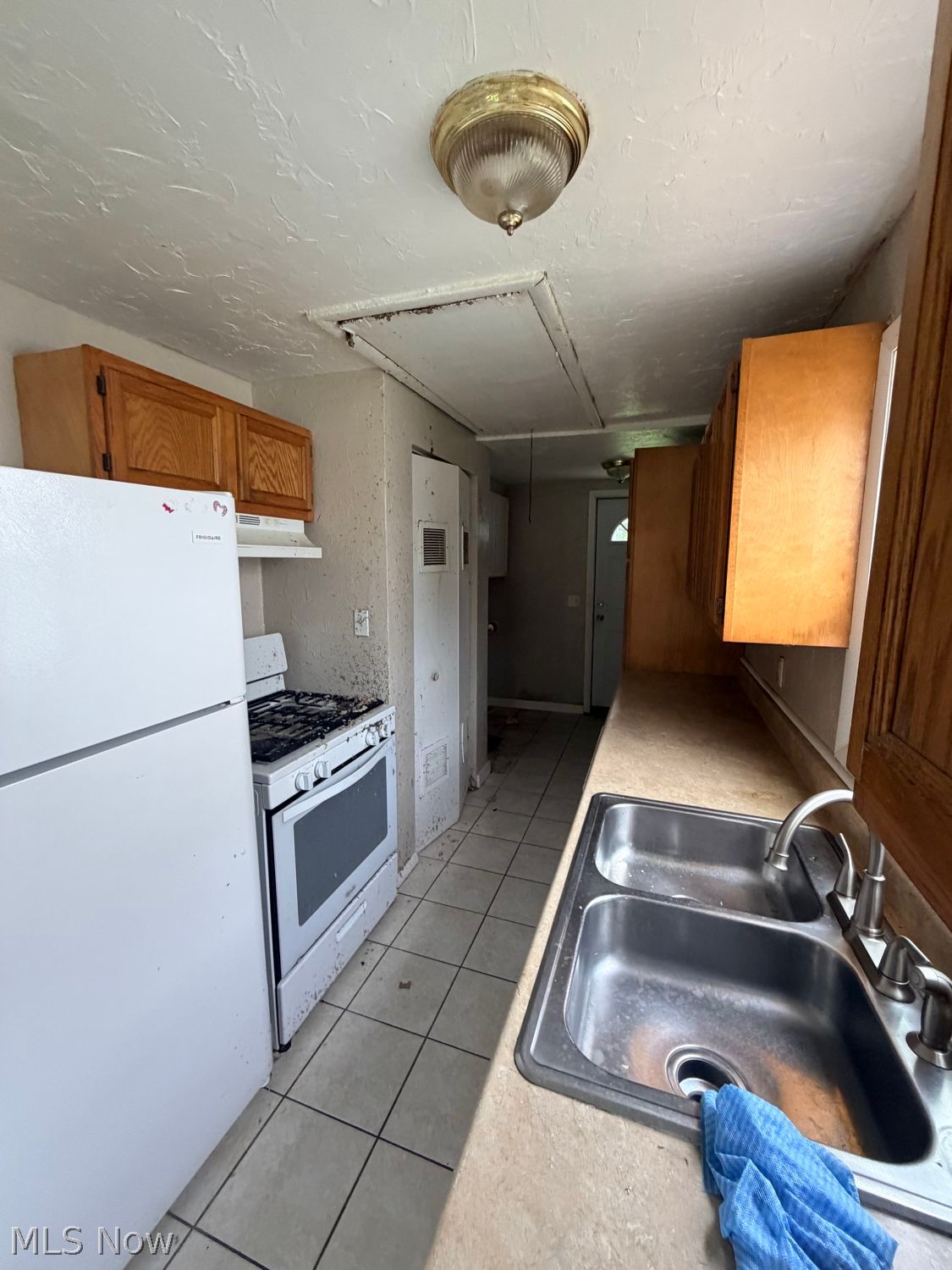 708 Dakota Avenue Lorain OH 44052