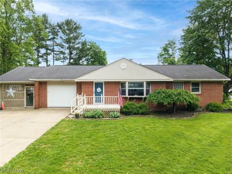 102 Young Drive Lodi OH 44254