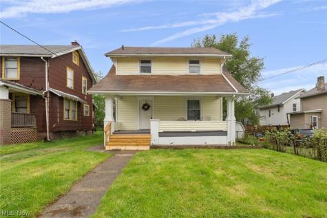 329 Girard Avenue NE Canton OH 44704