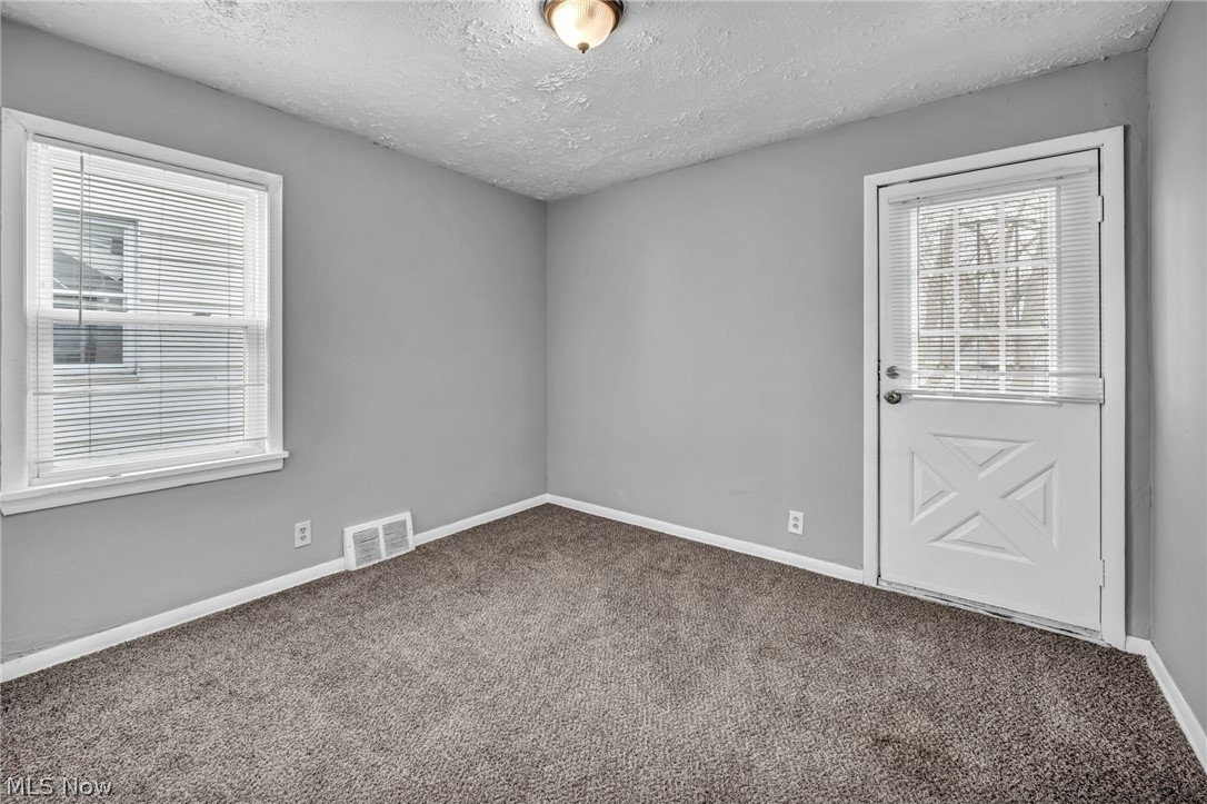 4310 E 162nd Street Cleveland OH 44128
