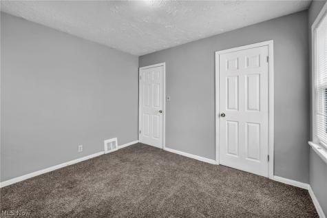 4310 E 162nd Street Cleveland OH 44128