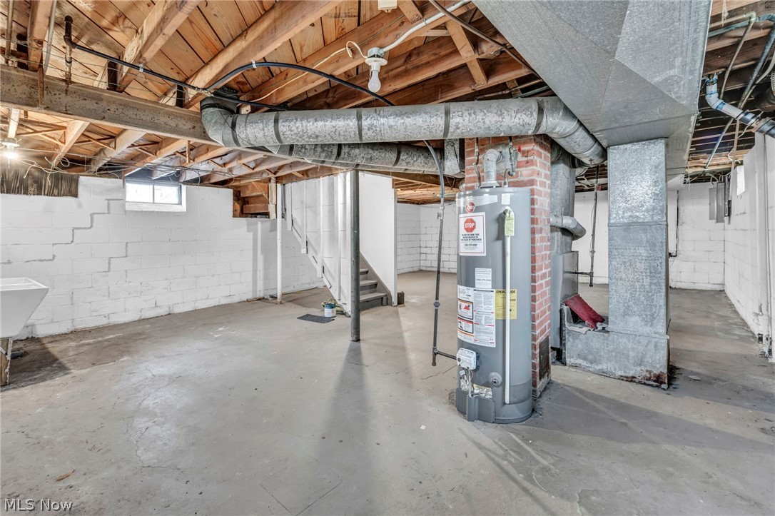 4310 E 162nd Street Cleveland OH 44128