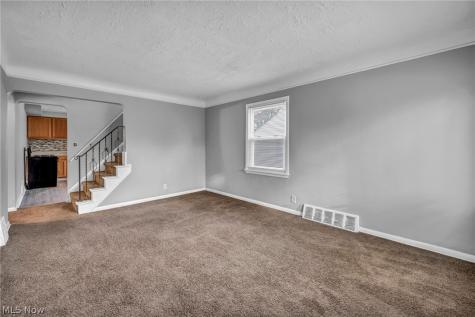 4310 E 162nd Street Cleveland OH 44128
