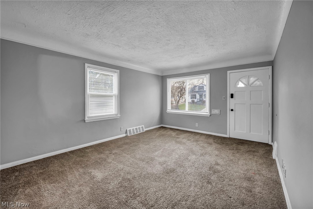 4310 E 162nd Street Cleveland OH 44128