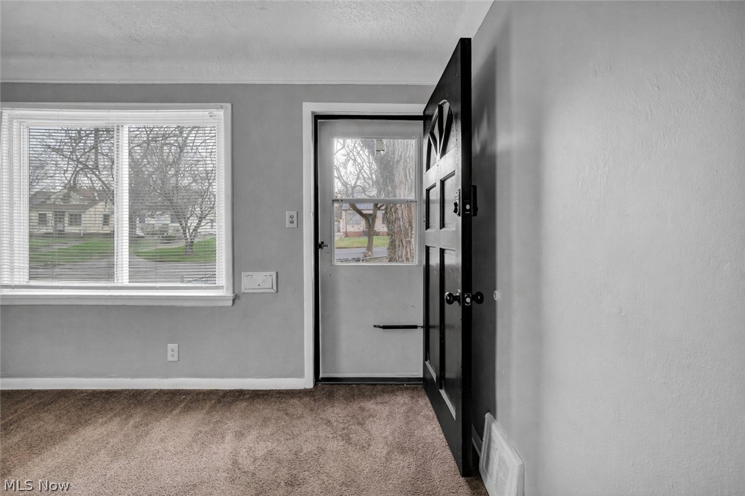 4310 E 162nd Street Cleveland OH 44128