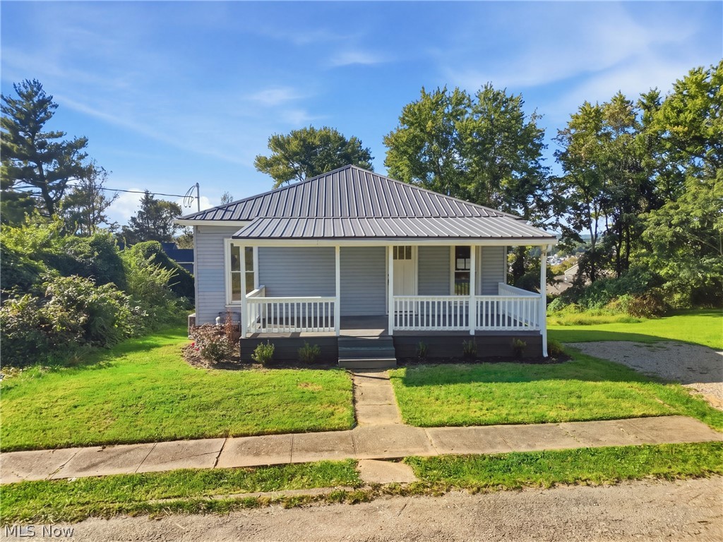 515 Warwick Avenue Zanesville OH 43701