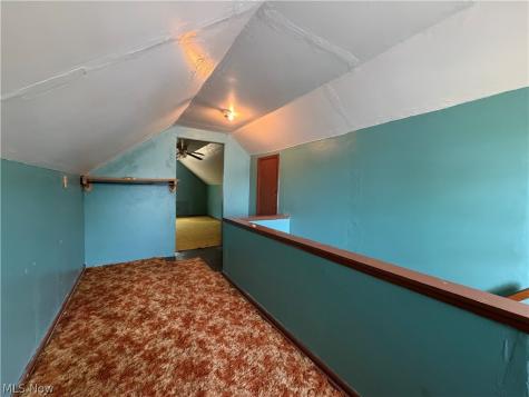 2544 Gilbert Avenue NE Canton OH 44705