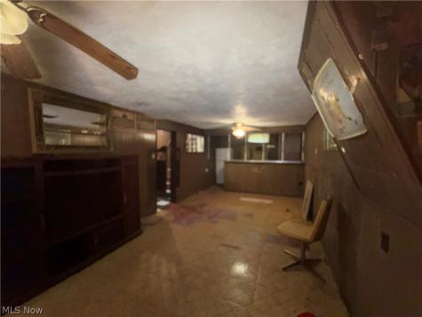 2544 Gilbert Avenue NE Canton OH 44705