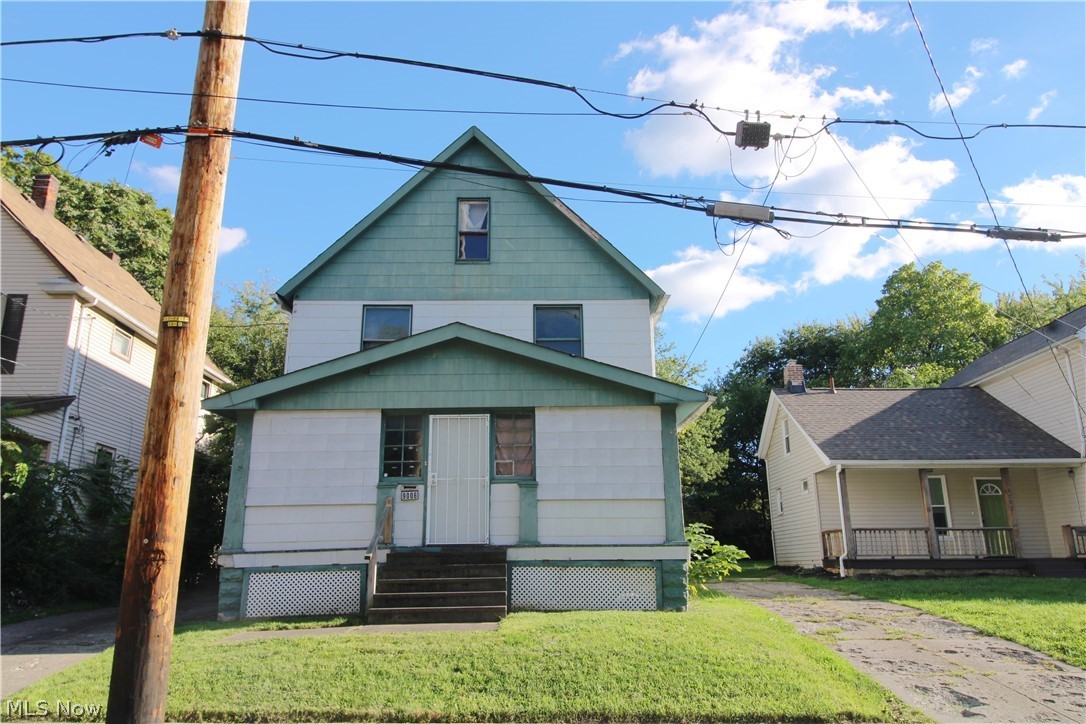 9006 Tioga Avenue Cleveland OH 44105