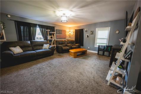 205 52nd Street SW Canton OH 44706