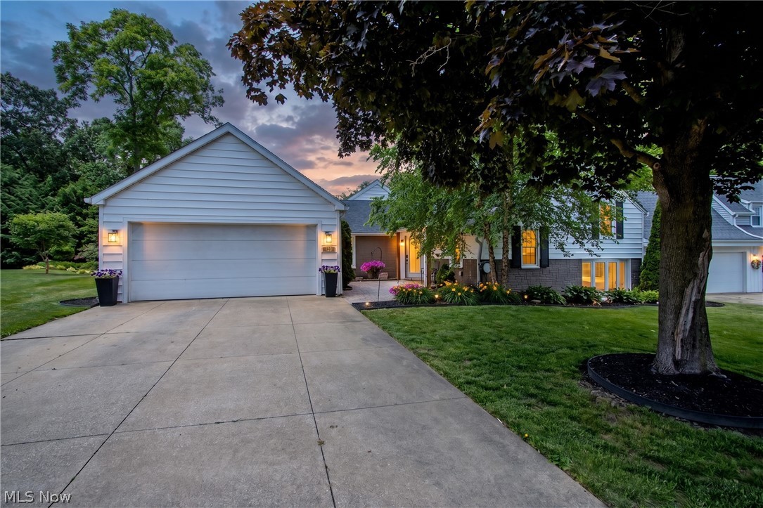 733 Phillips Road NE Massillon OH 44646