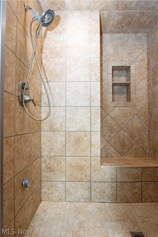 733 Phillips Road NE Massillon OH 44646