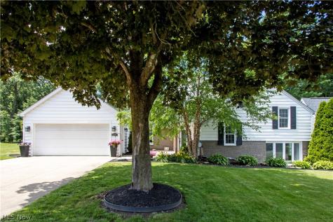 733 Phillips Road NE Massillon OH 44646