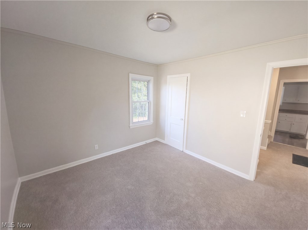 25 Woolf Avenue Akron OH 44312
