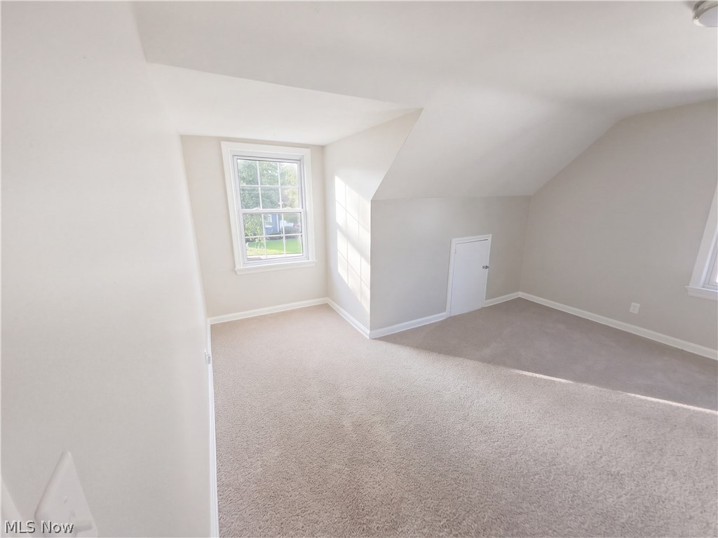 25 Woolf Avenue Akron OH 44312