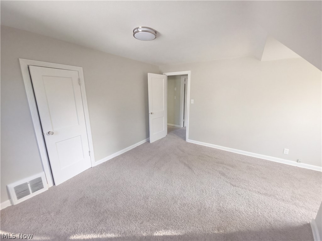 25 Woolf Avenue Akron OH 44312