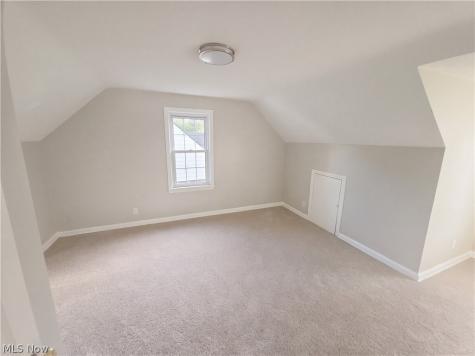 25 Woolf Avenue Akron OH 44312