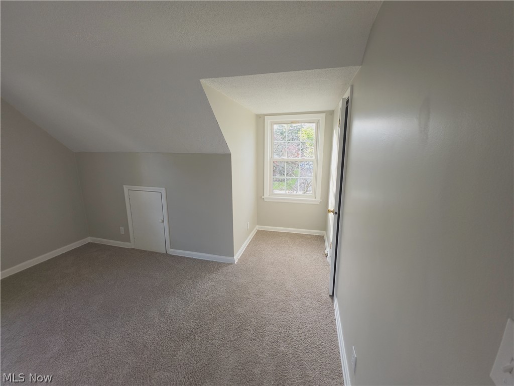 25 Woolf Avenue Akron OH 44312