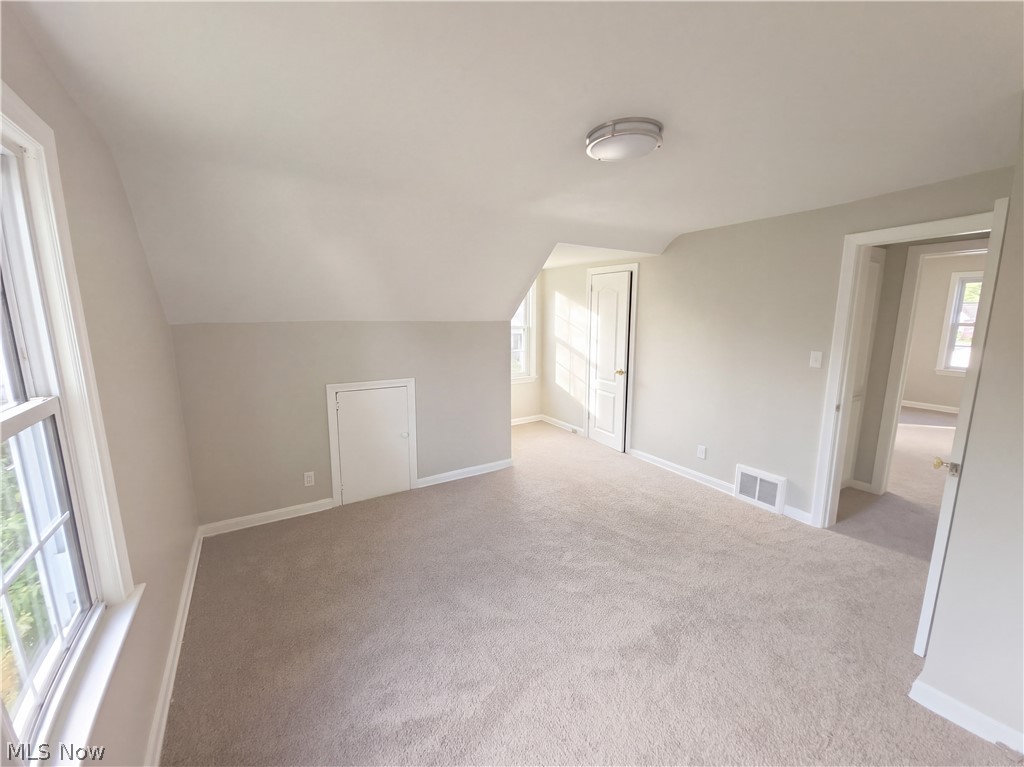 25 Woolf Avenue Akron OH 44312
