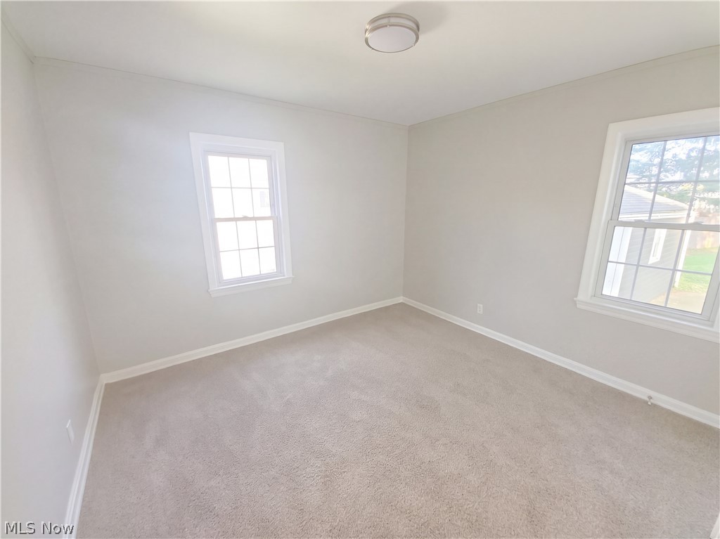 25 Woolf Avenue Akron OH 44312