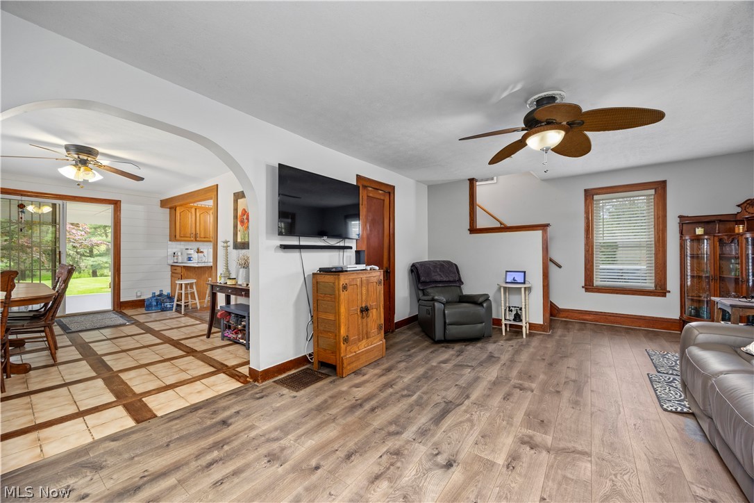 2462 Myersville Road Uniontown OH 44685