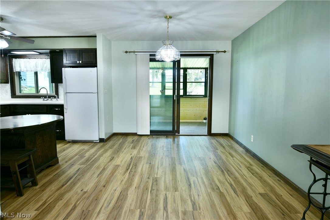 566 Greenleaf Avenue NE Warren OH 44484