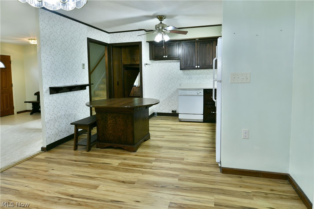 566 Greenleaf Avenue NE Warren OH 44484