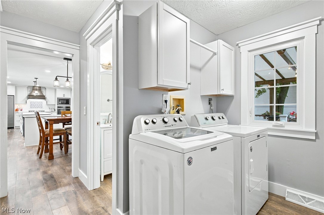 16623 Woodshire Drive Strongsville OH 44149
