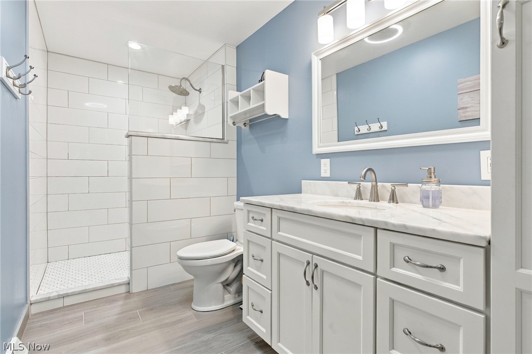 16623 Woodshire Drive Strongsville OH 44149