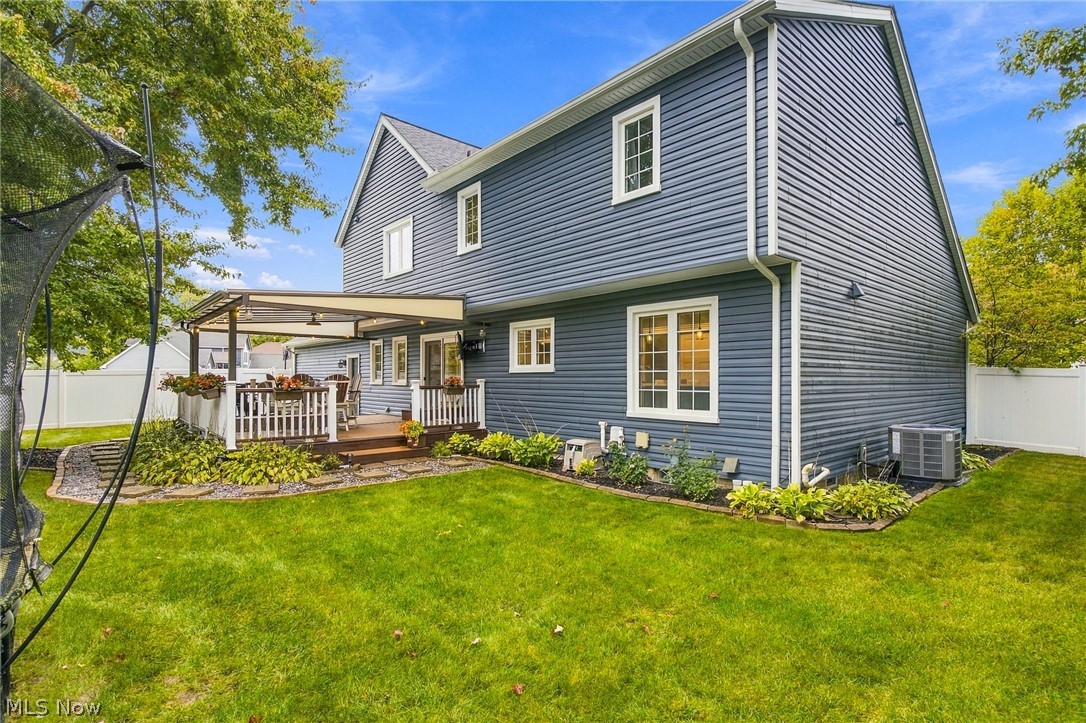 16623 Woodshire Drive Strongsville OH 44149
