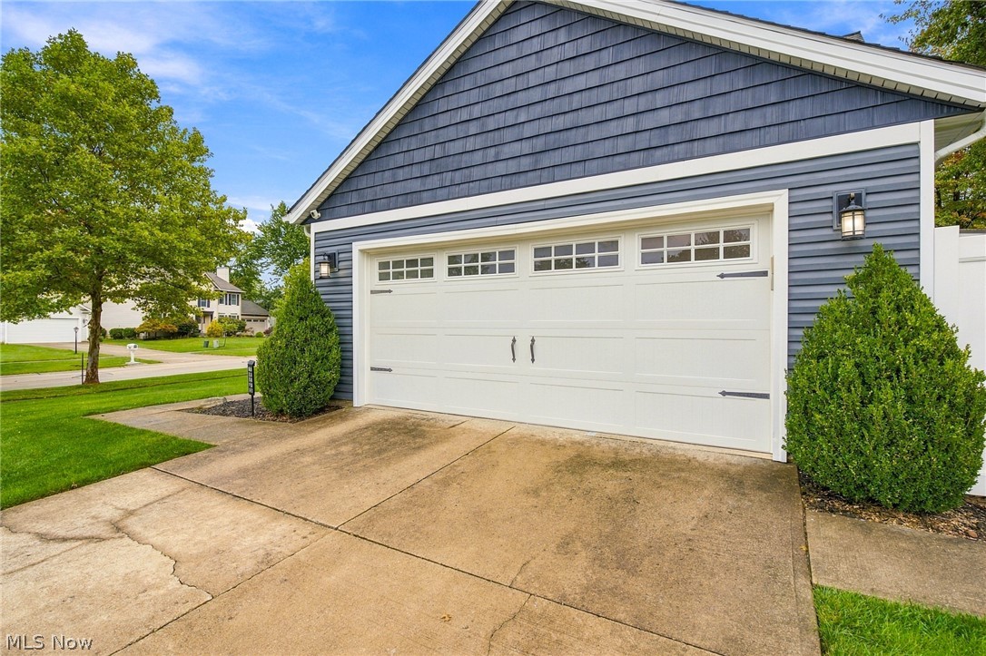 16623 Woodshire Drive Strongsville OH 44149