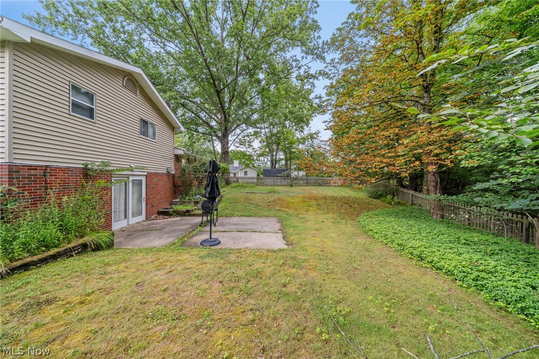 1590 Newcastle Circle Akron OH 44313