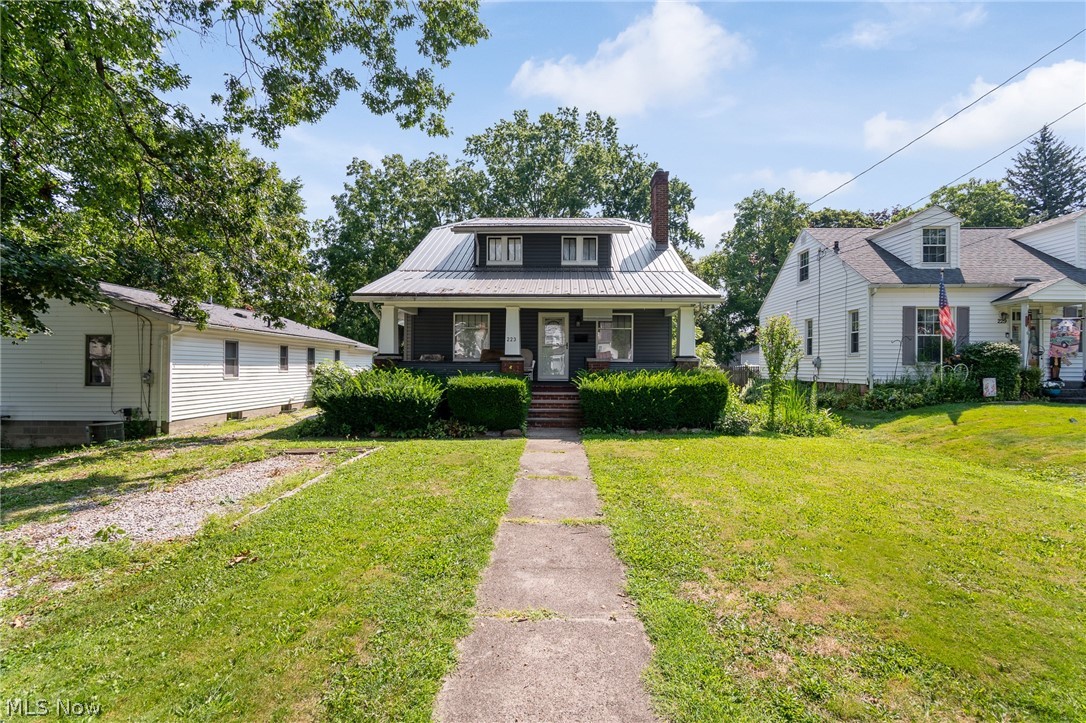 223 Hawk Avenue Akron OH 44312