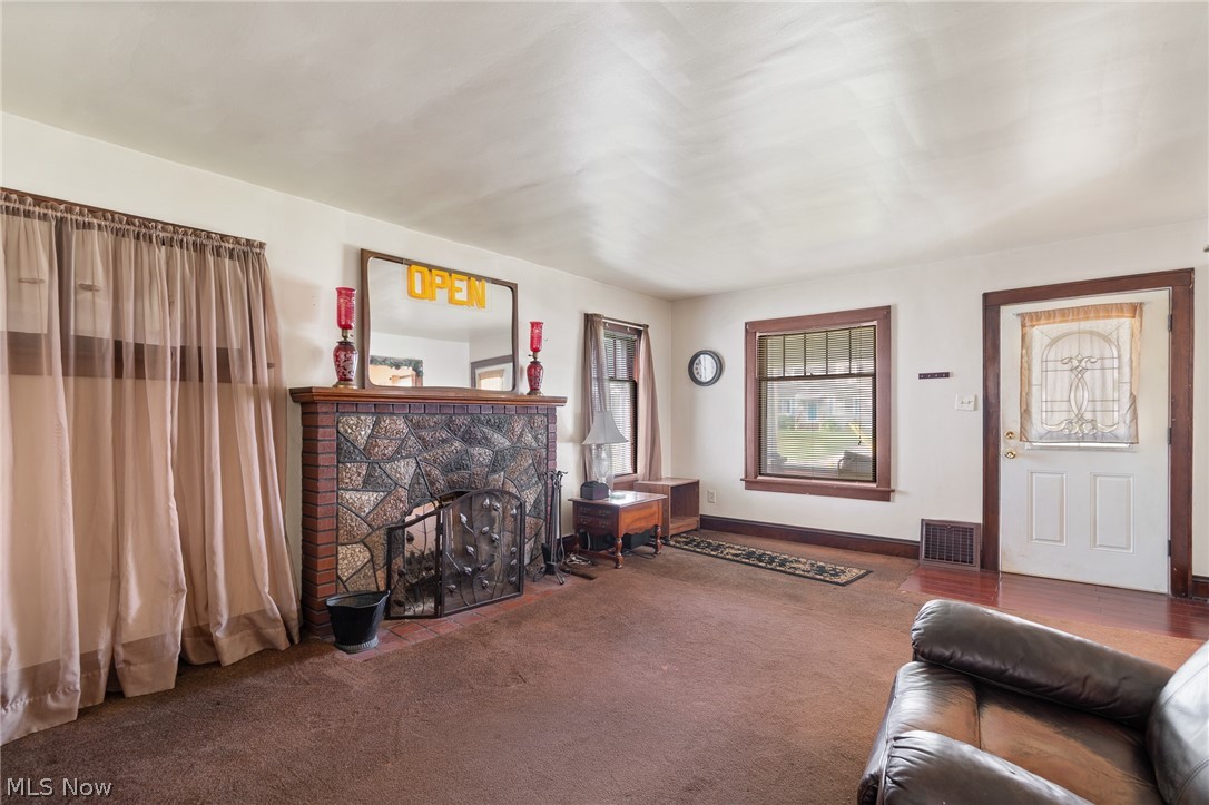 223 Hawk Avenue Akron OH 44312