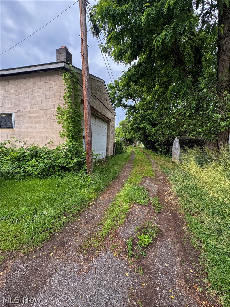 1019 Commerce Street Wellsville OH 43968