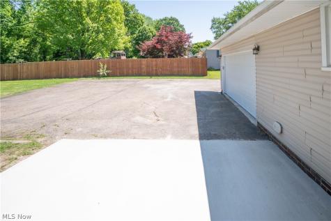 11391 Michelle Drive NW Canal Fulton OH 44614