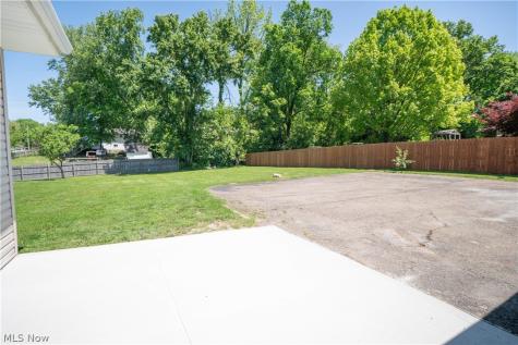 11391 Michelle Drive NW Canal Fulton OH 44614