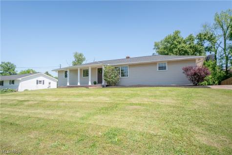 11391 Michelle Drive NW Canal Fulton OH 44614