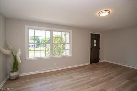 11391 Michelle Drive NW Canal Fulton OH 44614