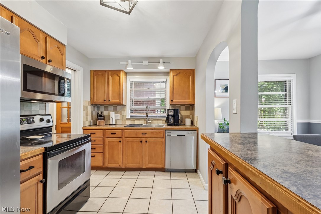 214 Kenwick Drive Akron OH 44313