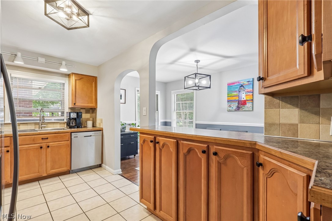 214 Kenwick Drive Akron OH 44313